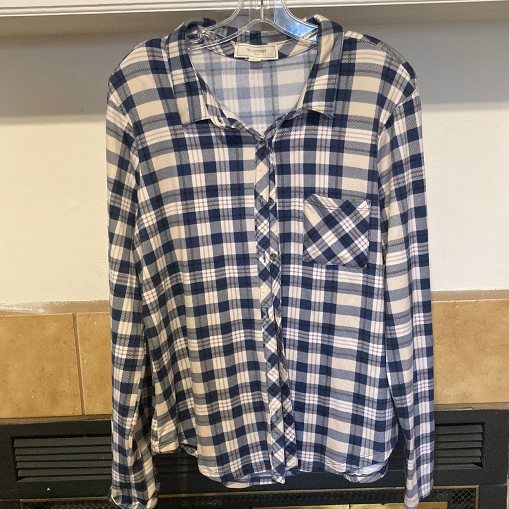 🤎 No Comment Women’s Plaid Collared Shirt (size XL)